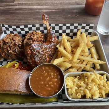 Valhalla Smoke House - Pulled Pork Meal with 1/4 Smoked Chicken - Barbeque Near Me - Kamloops, British Columbia Valhalla Smoke House - Pulled Pork Meal with 1/4 Smoked Chicken - Barbeque Near Me - Kamloops, British Columbia