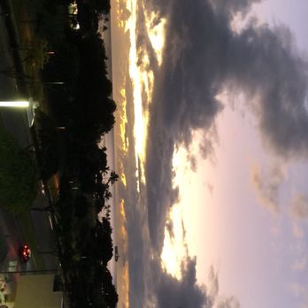Mariposa - Outside view - New American Near Me - Honolulu, Hawaii