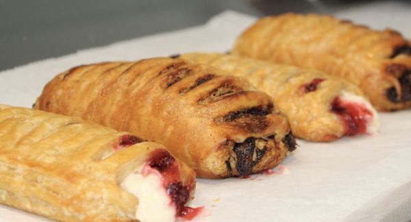 Baker’s Dozen Bagels by null