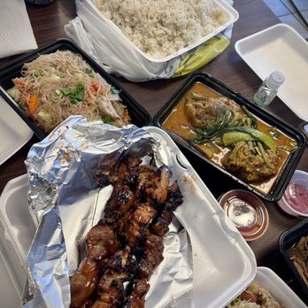 Little Mama's - Only half of our order shown - Filipino Near Me - Round Rock, Texas Little Mama's - Only half of our order shown - Filipino Near Me - Round Rock, Texas