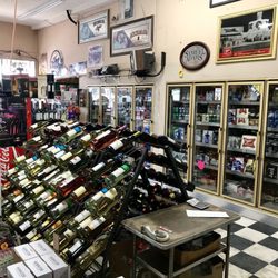 Charlie's Drive-In Liquors