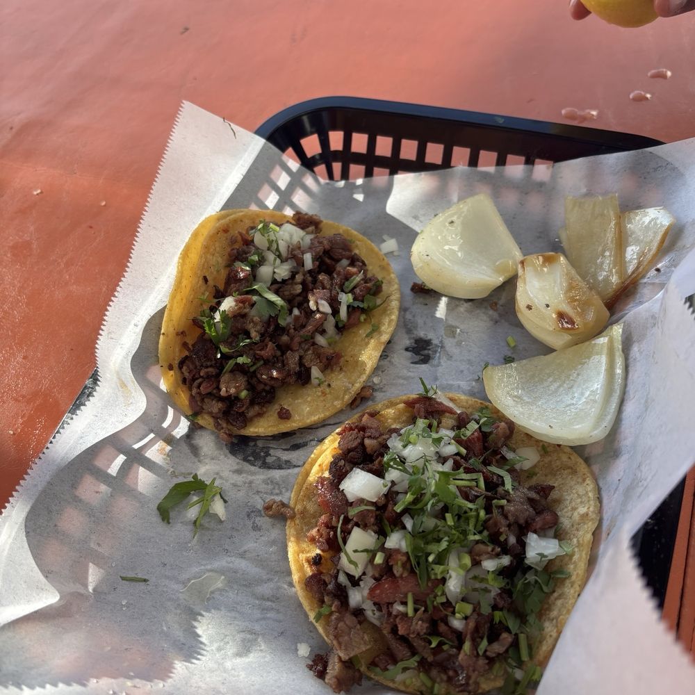Tacos Chencho - Tacos de asada - Food Trucks Near Me - San Jose, California Tacos Chencho - Tacos de asada - Food Trucks Near Me - San Jose, California