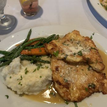 Frankie’s 823 - Chicken franchese - Italian Near Me - Saint James, New York Frankie’s 823 - Chicken franchese - Italian Near Me - Saint James, New York