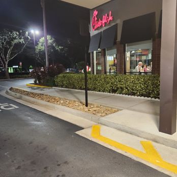 Chick-fil-A - Fast Food Near Me - Bradenton, Florida