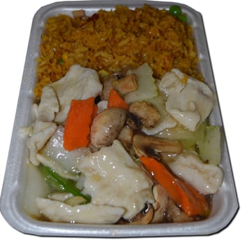 Jia Xing Restaurant - Moo Guy Gai Pan with Roast Pork Fried Rice. Lunch special also includes pop or soup. - Chinese Near Me - Caledonia, Ontario