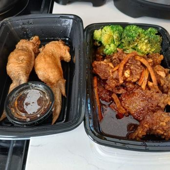 Siam Cafe - Vietnamese Near Me - Cleveland, Ohio