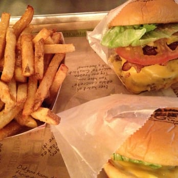 BurgerFi - Burgers and fries - Burgers Near Me - Aventura, Florida BurgerFi - Burgers and fries - Burgers Near Me - Aventura, Florida