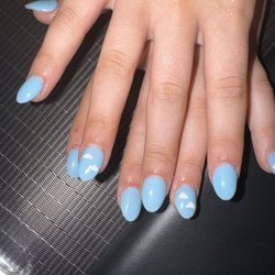 Star Nails & Spa - Clouds lol not like photo we showed
