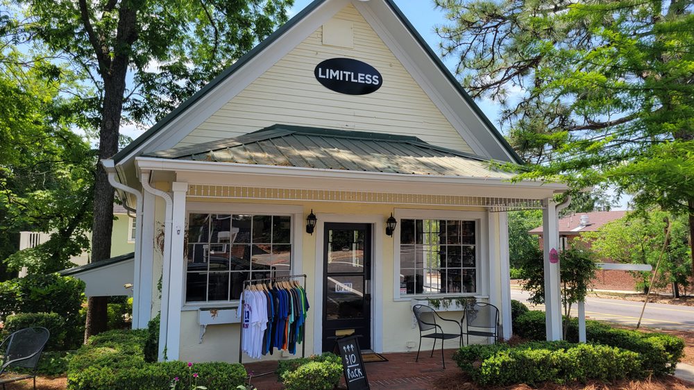 LIMITLESS Updated September 2024 190 W Pennsylvania Ave, Southern