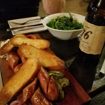 Common Theory - Gastropubs Near Me - San Diego, California