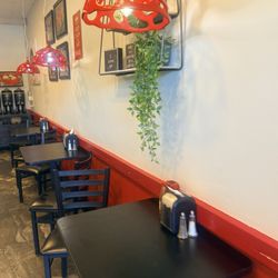 Bagel King - Seating