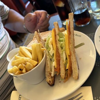 Les Deux Magots - Salmon Sandwich with eggs and cheese- - French Near Me - Paris, 75