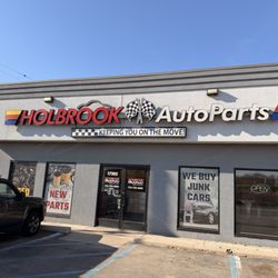 Holbrook Auto Parts - Holbrook Auto Parts Brownstown outside