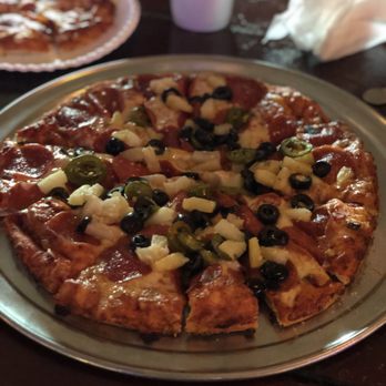 Pizzaville - Pizza Near Me - Bakersfield, California