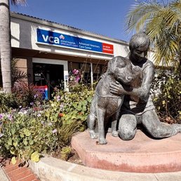 Exterior outside entrance of VCA Advanced Veterinary Care Center - Lawndale, California Exterior outside entrance of VCA Advanced Veterinary Care Center - Lawndale, California