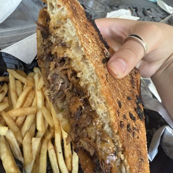Black Sheep - Squealing Sammie - Desserts Near Me - Miller Place, New York