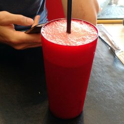 Lo de Carlitos - Licuado de frutilla con agua