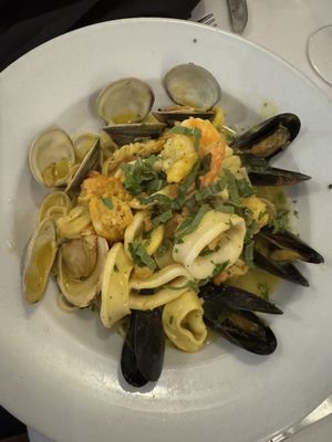 Lenny's North Seafood & Steakhouse by null