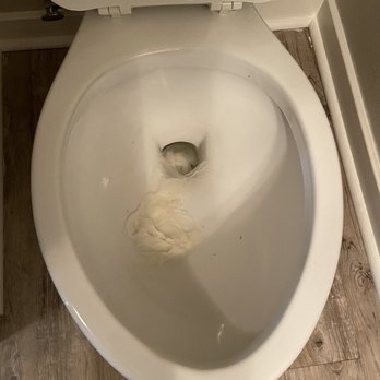 Aspen Heights Conway - Toilet clogged - Apartments Near Me - Conway, South Carolina Aspen Heights Conway - Toilet clogged - Apartments Near Me - Conway, South Carolina