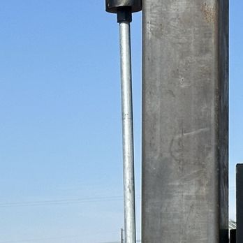 Intelegates - Strobe light detector for emergency vehicles so the gate will open for them - Fences & Gates Near Me - Manhattan Beach, California