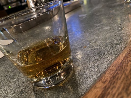 Fleetwood's on Front St. by null