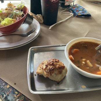Old Town Pizza Parlor - Salad, hot wings and minestrone soup w/piece of bread - Pizza Near Me - Albuquerque, New Mexico