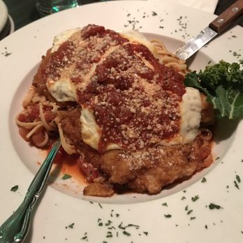 Final Approach - Chicken Parmesan - American Near Me - Milwaukee, Wisconsin Final Approach - Chicken Parmesan - American Near Me - Milwaukee, Wisconsin