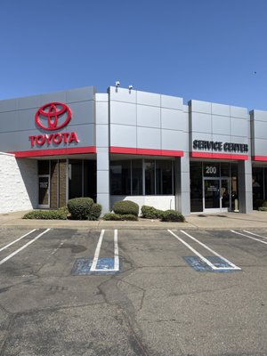 FOLSOM LAKE TOYOTA SERVICE DEPARTMENT - Updated July 2025 - 104 Photos ...