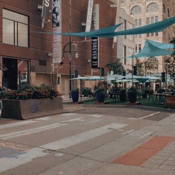 16th Street - 16th street mall - Shopping Centers Near Me - Denver, Colorado