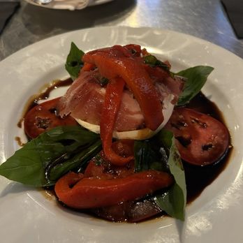 Gianna's - Italian Near Me - Yonkers, New York