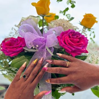 H Nail Bar & Lash - Nail Salons Near Me - Hollis, New York H Nail Bar & Lash - Nail Salons Near Me - Hollis, New York