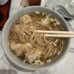 Classic dish, won-ton with noodles