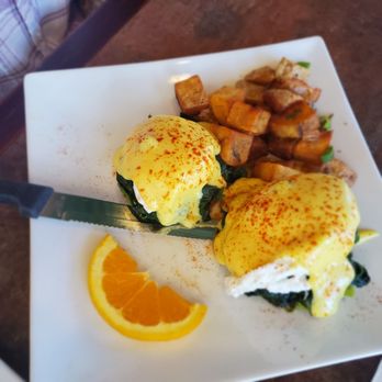 Bistro St Michael - Gluten free bun, nothing missing here - Coffee & Tea Near Me - Prescott, Arizona