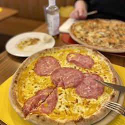 Ristorante Pizzeria Da Michele - Pumpkin pizza - this was so darn good!