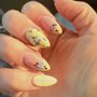 V-Luxe Nails & Spa