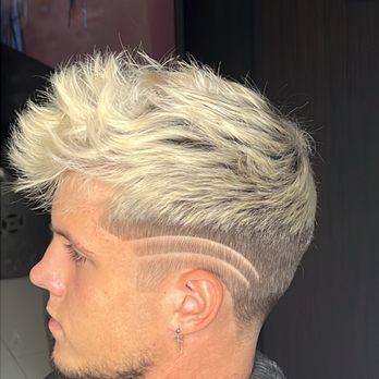Luis Blendz - House call - Barbers Near Me - Miami, Florida Luis Blendz - House call - Barbers Near Me - Miami, Florida
