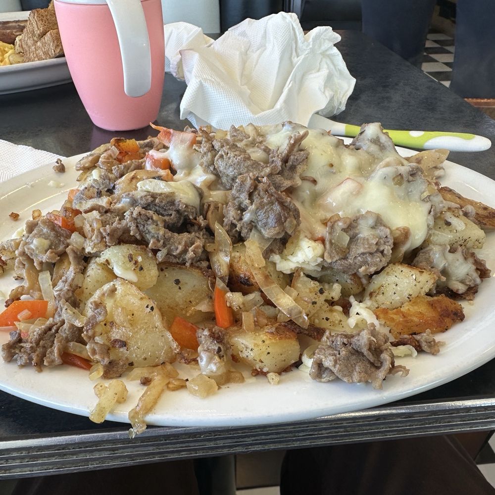 The Donut Diner - Philly Steak Hash. - Diners Near Me - Welland, Ontario The Donut Diner - Philly Steak Hash. - Diners Near Me - Welland, Ontario