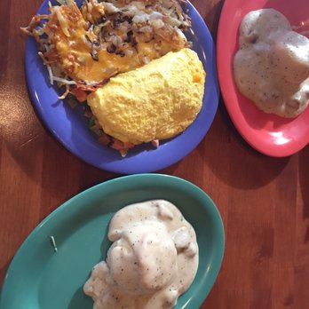 Squeeze In - Breakfast & Brunch Near Me - Modesto, California Squeeze In - Breakfast & Brunch Near Me - Modesto, California