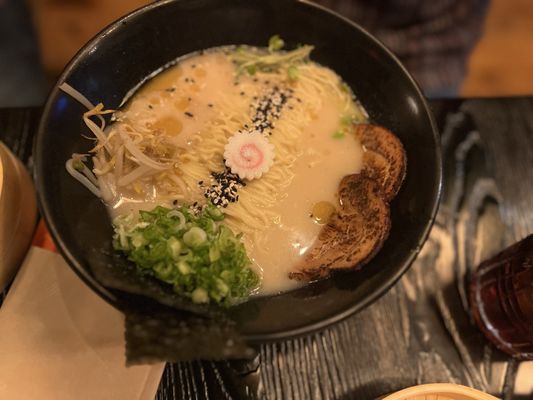 Jimoto Ramen by null