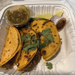 Birria tacos togo Birria tacos togo