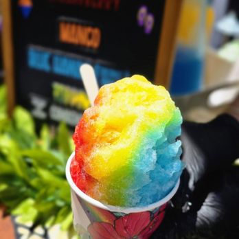 Paradise Shave Ice - Paradise Shaved Ice - Rainbow Shaved Ice with Vanilla Ice Cream on bottom - Shaved Ice Near Me