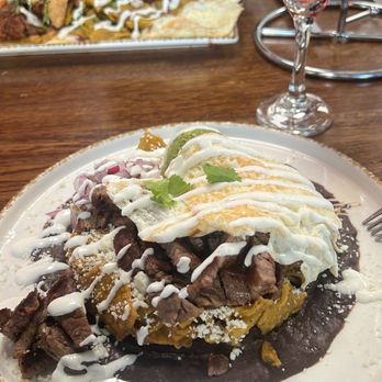 Madres Brunch - Chilaquiles Verdes - Breakfast & Brunch Near Me - Whittier, California Madres Brunch - Chilaquiles Verdes - Breakfast & Brunch Near Me - Whittier, California