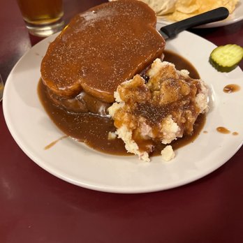LT Evans Eatery & Drafthouse - Roast Beef and Gravy Sandwich - American Near Me - Danville, Pennsylvania LT Evans Eatery & Drafthouse - Roast Beef and Gravy Sandwich - American Near Me - Danville, Pennsylvania