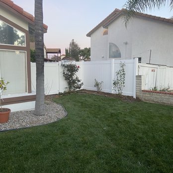 Ed and Eddy Fencing - Front yard - Fences & Gates Near Me Ed and Eddy Fencing - Front yard - Fences & Gates Near Me
