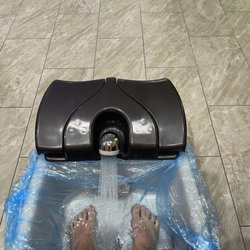 Pretty Nails & Spa 2
