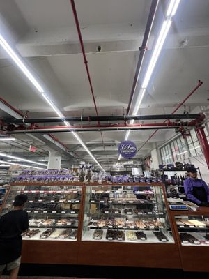 Li-Lac Chocolates by null