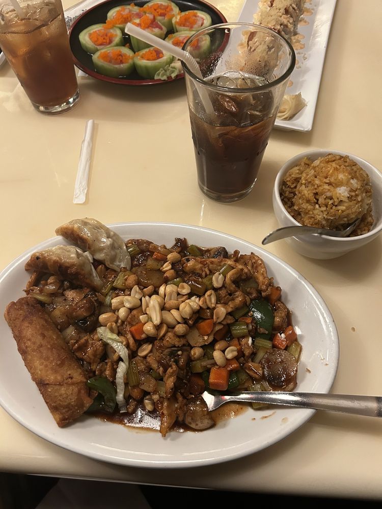Wok & Roll