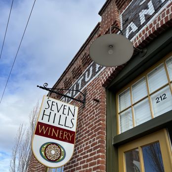 Seven Hills Winery - Entrance - Wineries Near Me - Walla Walla, Washington Seven Hills Winery - Entrance - Wineries Near Me - Walla Walla, Washington