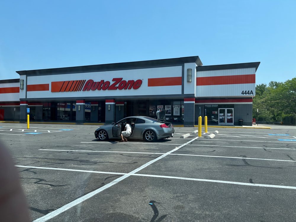 AUTOZONE Updated April 2024 444 Broadway, Saugus, Massachusetts