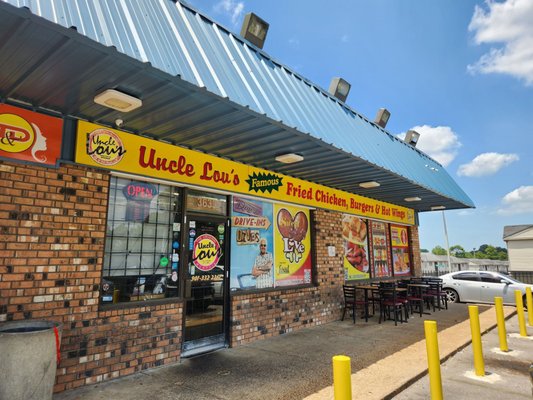 Uncle Lou's Fried Chicken by null